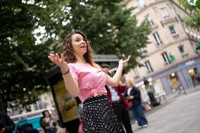 Denitsa Ikonomova dances with the Intimina brand - Paris AJ