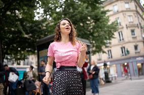 Denitsa Ikonomova dances with the Intimina brand - Paris AJ