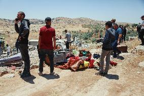 Demolishing Home and Barn in Hebron - West Bank