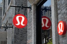 Lululemon