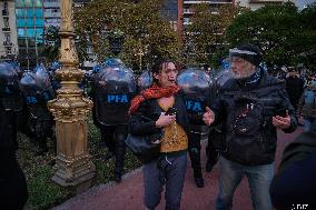 Retirees Protest Clashes With Police Outside National Congress - Buenos Aires
