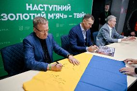 Autograph session of Andrii Shevchenko, Oleh Blokhin and Ihor Belanov in Lviv