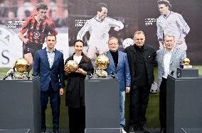 Three Ballons dOr won by Ukrainian footballers delivered to Lviv
