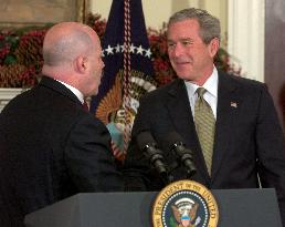 Bush Names Kerik as Secretary for Homeland Security