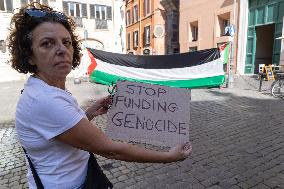 Roman Garrison at Montecitorio A Presence in Palestine - Rome
