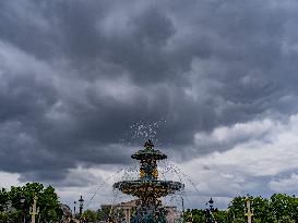 Illustration - Cloudy Weather in Paris