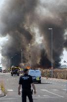Scrapyard Fire Forces Evacuation in Almassora - Spain