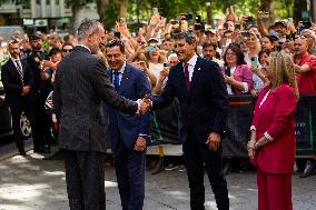 King Felipe VI Visits The Basilica Of Our Lady Of Sorrows - Granada