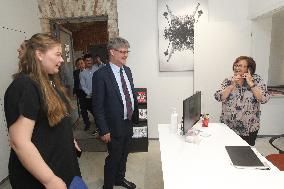 French Ambassador Gael Veyssiere visits language center in Dnipro