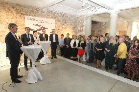 French Ambassador Gael Veyssiere visits language center in Dnipro