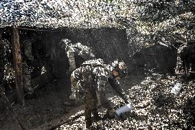 Ukrainian artillery personnel fight in Zaporizhzhia region