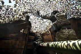 Ukrainian artillery personnel fight in Zaporizhzhia region