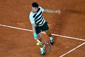 2025 French Open - Carlos Alcaraz v Damir Dzumhur  Day 6