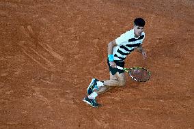 2025 French Open - Carlos Alcaraz v Damir Dzumhur  Day 6