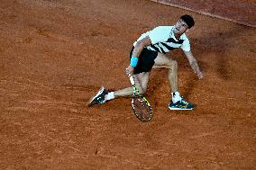 2025 French Open - Carlos Alcaraz v Damir Dzumhur  Day 6