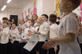 Last day in the underground school of High school graduates - Kharkiv
