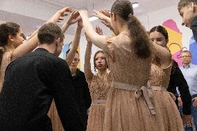 Last day in the underground school of High school graduates - Kharkiv