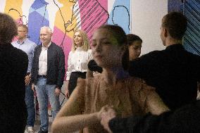 Last day in the underground school of High school graduates - Kharkiv