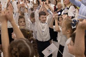 Last day in the underground school of High school graduates - Kharkiv