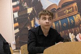 Last day in the underground school of High school graduates - Kharkiv
