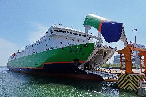 Bohai Sea New Energy Vehicle Transport Vessel