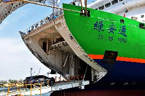Bohai Sea New Energy Vehicle Transport Vessel