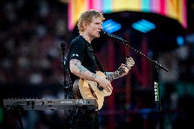 Ed Sheeran Performs in Madrid - Spain
