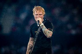 Ed Sheeran Performs in Madrid - Spain