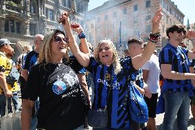 CALCIO - UEFA Champions League - Fans at the Champions League final