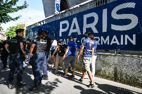 Champions League PSG vs Inter Milan - security - FA