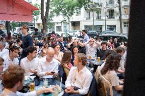 Atmosphere in paris bars during the PSG - Inter Milan match - Paris AJ