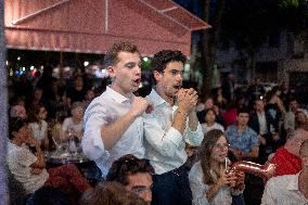 Atmosphere in paris bars after the PSG - Inter Milan match - Paris AJ