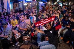 Atmosphere in paris bars after the PSG - Inter Milan match - Paris AJ