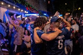 Atmosphere in paris bars after the PSG - Inter Milan match - Paris AJ