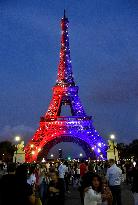 Eiffel Tower in the colors of Paris Saint-Germain - Paris