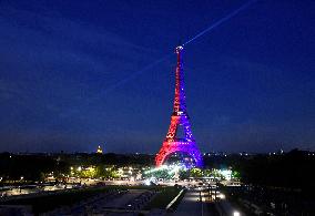 Eiffel Tower in the colors of Paris Saint-Germain - Paris
