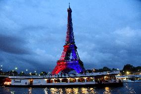 Eiffel Tower in the colors of Paris Saint-Germain - Paris