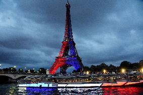 Eiffel Tower in the colors of Paris Saint-Germain - Paris