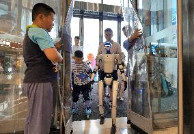 China Robot Industry