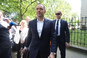 Polish Presidential Candidate Karol Nawrocki Votes - Warsaw