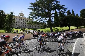 Pope Leo XVI Greets 'Giro D'Italia' Cyclists - Vatican