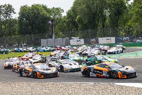 MOTORI - Endurance - GT World Challenge Round 4