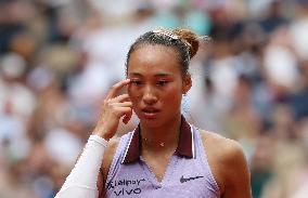 French Open - Zheng Reaches First Roland Garros Quarter-Final