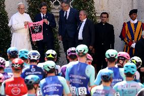 Pope Leo XIV Greets 'Giro D'Italia' Cyclists - Vatican