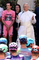 Pope Leo XIV Greets 'Giro D'Italia' Cyclists - Vatican