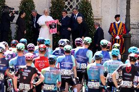 Pope Leo XIV Greets 'Giro D'Italia' Cyclists - Vatican