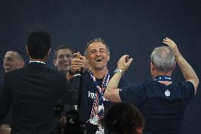 PSG celebrates Champions League trophy at Parc des Princes - FA