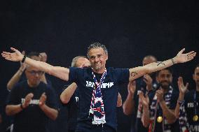 PSG celebrates Champions League trophy at Parc des Princes - FA