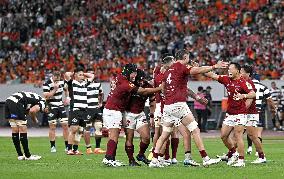 Rugby: Brave Lupus win League One title