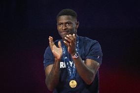 PSG celebrates Champions League trophy at Parc des Princes - FA